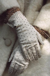 Buffalogalvintage gloves.