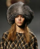 Fox fur hat - Marc Jacobs