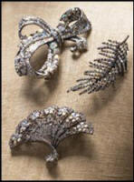 These 3 brooches are from Plumo and they pick up the current fad for bows and leaves in jewellery.  