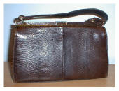 Picture of vintage handbag clearly displayed.