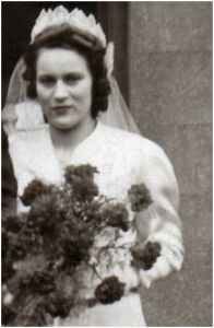1930s/1940s Wedding Dress Gibson Sleeves
