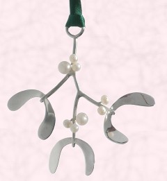 Silver and pearl mistletoe Christmas ornament from Braybrook Silver.