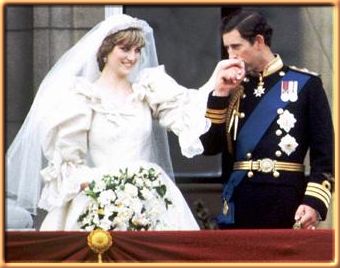 The flamboyant romantic wedding gown of The Princess of Wales Diana - 1980 fashion trends