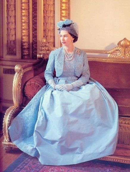 Queen Elizabeth II Wearing the Gown Designed by Norman Hartnell | Princess  Beatrice Borrowed Her Wedding Dress and Tiara From Queen Elizabeth II's  Wardrobe | POPSUGAR Fashion UK Photo 7