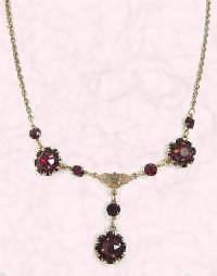 Victorian garnet necklace