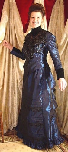 victorian repro clothing