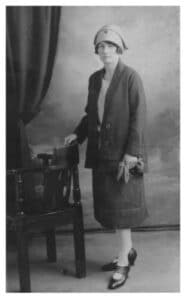 Flapper Fashion 1920s Fashion History | Fashion-Era