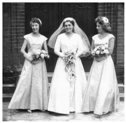 1950s Wedding Dress - Year 1953 Bride in Short Cocktail Dress Photo ...